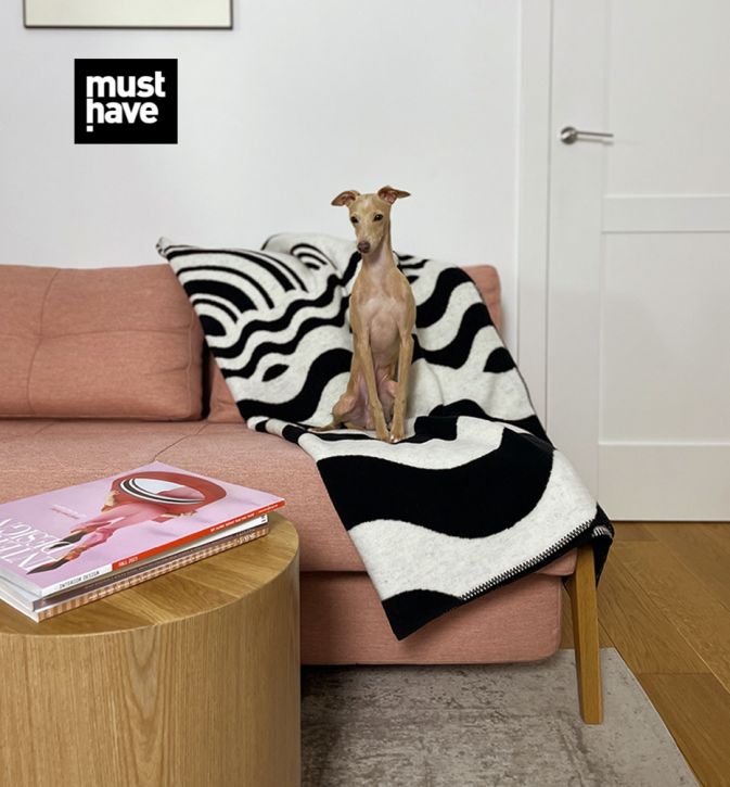 Koc Op-Art Sea Sunset projektu Maurycego Gomulickiego dla Hogai – nagrodzony Must Have na Łódź Design Festival.