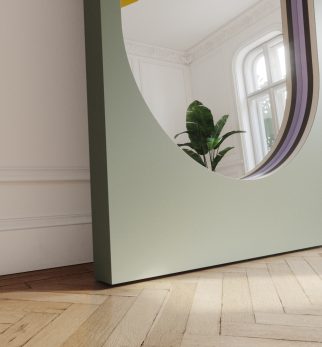 Lustro Player Dusty Sage Hogai – duże stojące lustro do salonu