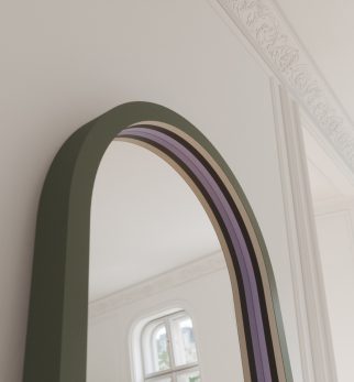 Lustro Player Dusty Sage Hogai – duże stojące lustro do salonu