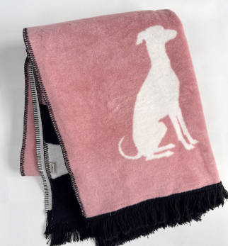 Bawełniany koc Cream Cukier z kolekcji Iggy – designerski pled HOGAI z motywem psa - detal.